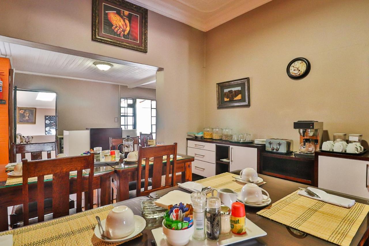 Sunbury Bed And Breakfast Johannesburg Bagian luar foto