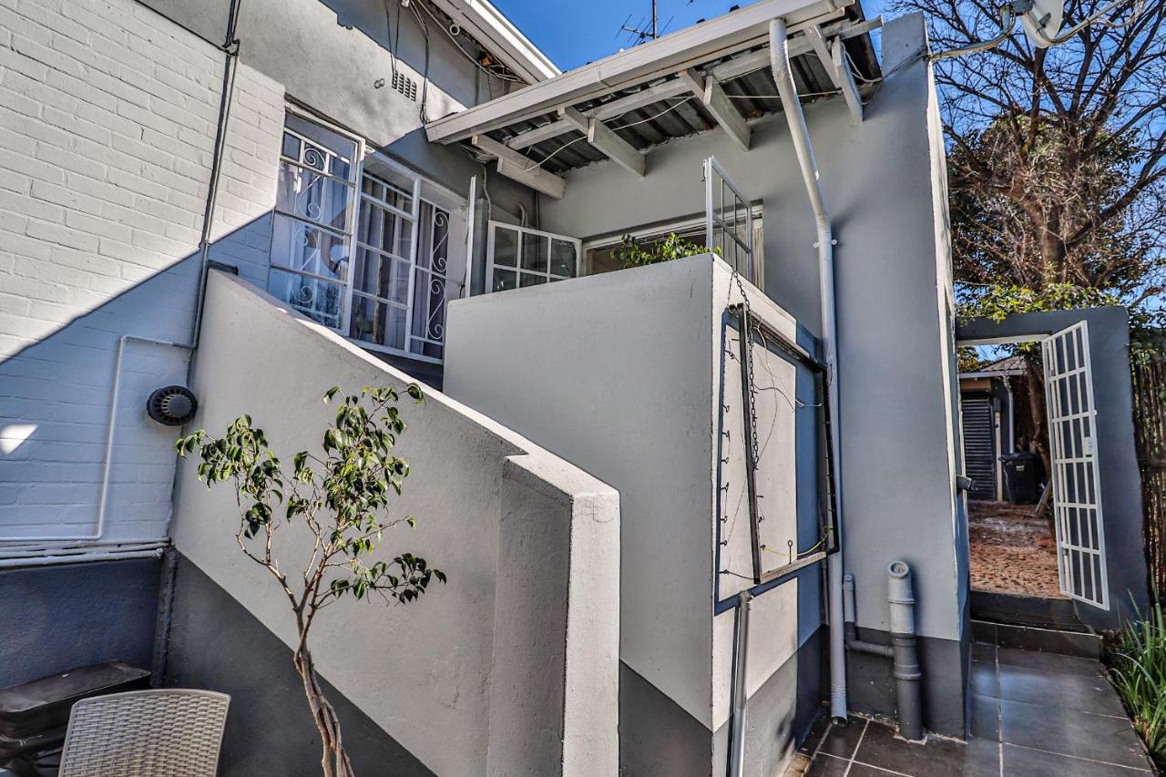 Sunbury Bed And Breakfast Johannesburg Bagian luar foto